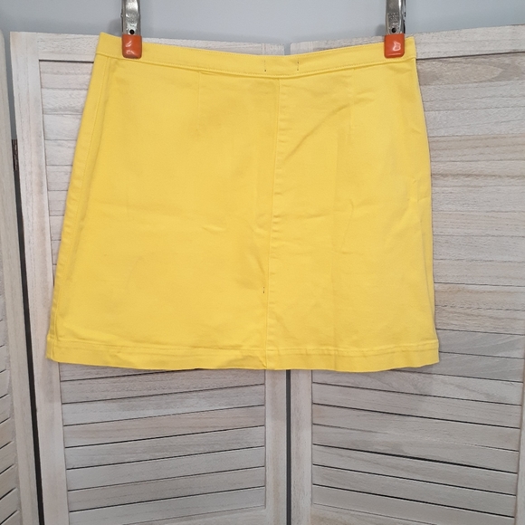 J Crew Yellow Garment-dyed Japanese Denim Wrap Mini Skirt Size 32 - Picture 3 of 8